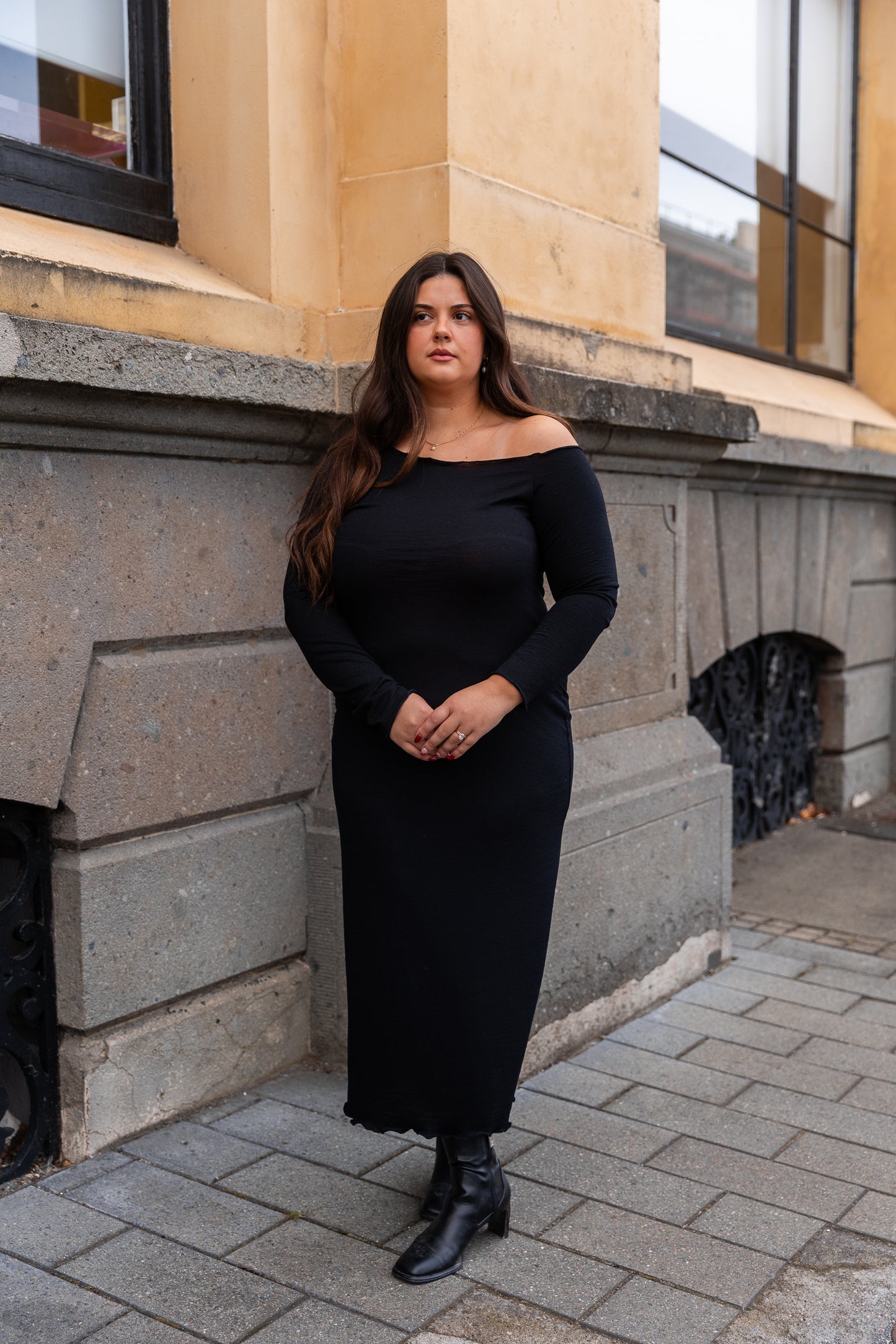 Taiari Dress